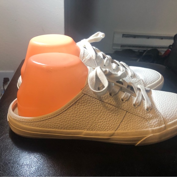 Crown Vintage Womens Floraine Mules Shoes White Leather Slip On Flat Heel 43/11M - Picture 2 of 12